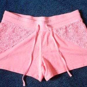 Mossimo blush pink floral shorts Large